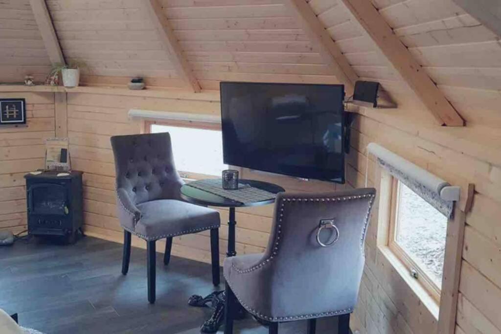 Unique Luxury Cabin อินเวอร์เนส ภายนอก รูปภาพ